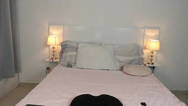 alliee mod online show from 04/09/26, 03:39