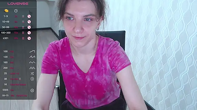 LisaHeart online show from 12/30/24, 06:05