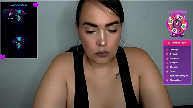 Snapshot of Miss_Agatha chatting on 12/06/24, 02:02 Miss Agatha online show from 12/06/24, 02:02