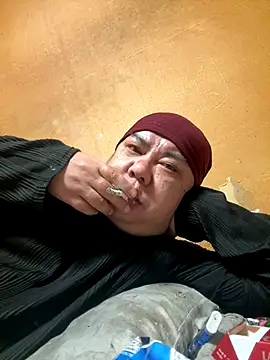 punk0805 online show from 12/19/25, 11:17