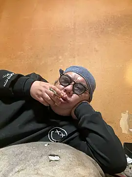 punk0805 online show from 02/01/26, 01:09