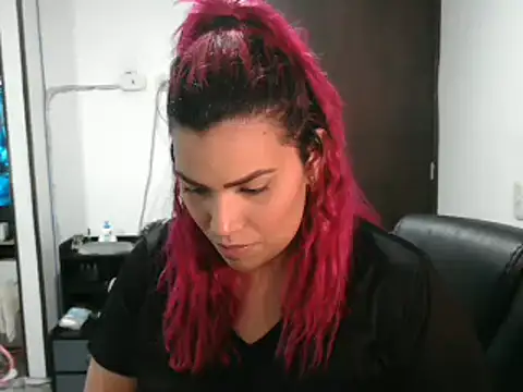 CarolinaRincon online show from 02/27/25, 10:31