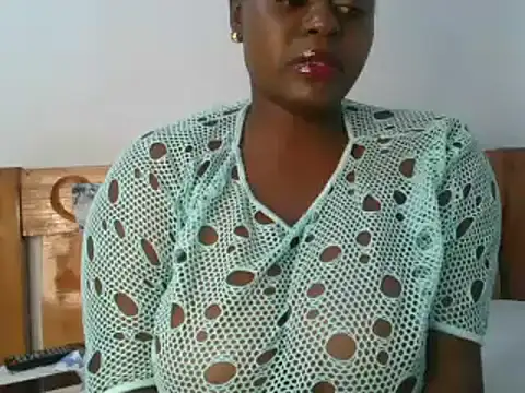 t-QueenSlyy online show from 12/21/24, 07:16