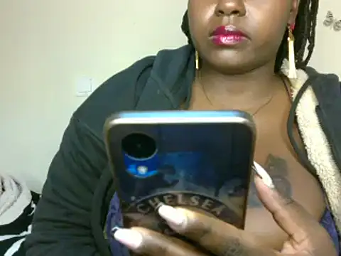 t-QueenSlyy online show from 01/31/25, 11:46