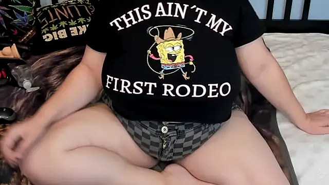 Snapshot of Chloenightmare chatting on 10/29/25, 09:05 Chloenightmare online show from 10/29/25, 09:05