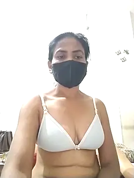 Snapshot of sunita6009 chatting on 05/03/26, 06:58 sunita6009 online show from 05/03/26, 06:58