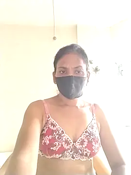 Snapshot of sunita6009 chatting on 07/01/26, 03:08 sunita6009 online show from 07/01/26, 03:08