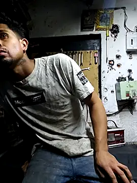 pene latinoriico online show from 10/29/25, 06:26