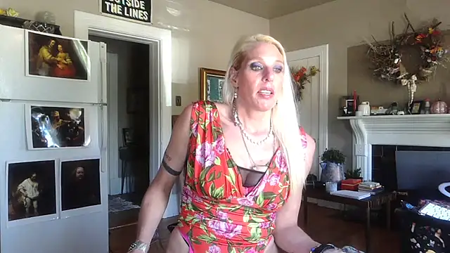 Glamazonx online show from 10/31/25, 07:48