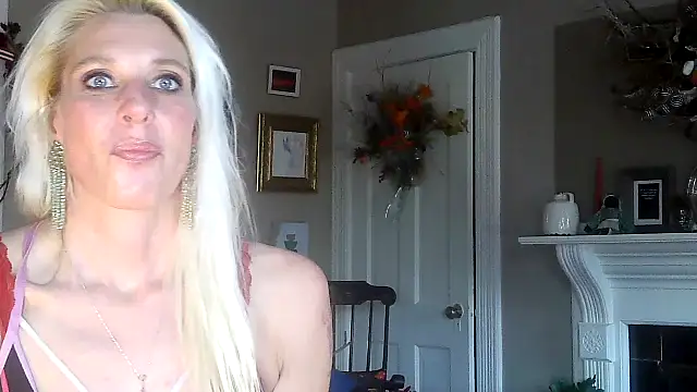 Glamazonx online show from 12/01/25, 11:10