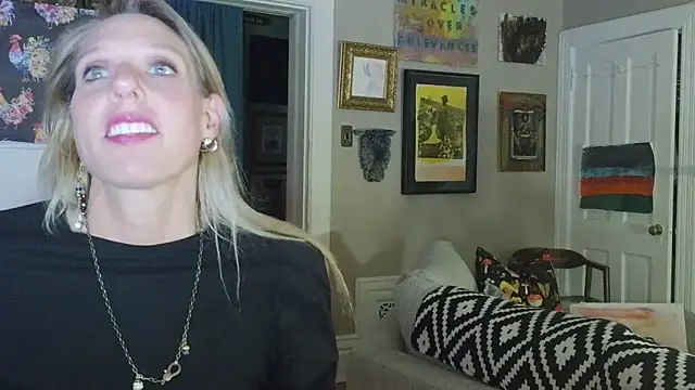 Glamazonx online show from 04/01/26, 05:52