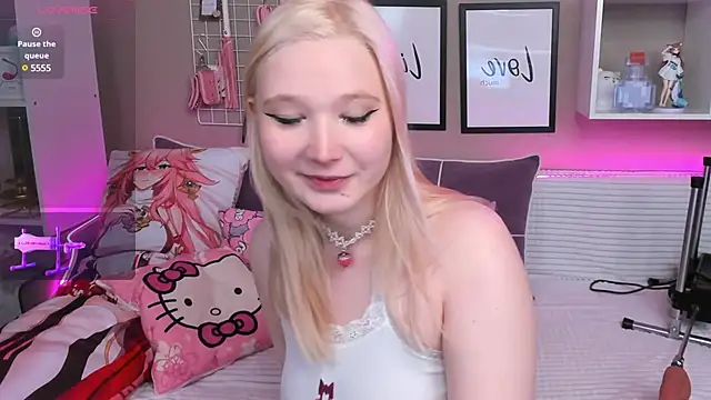 MeowkaKitty online show from 02/22/25, 12:49