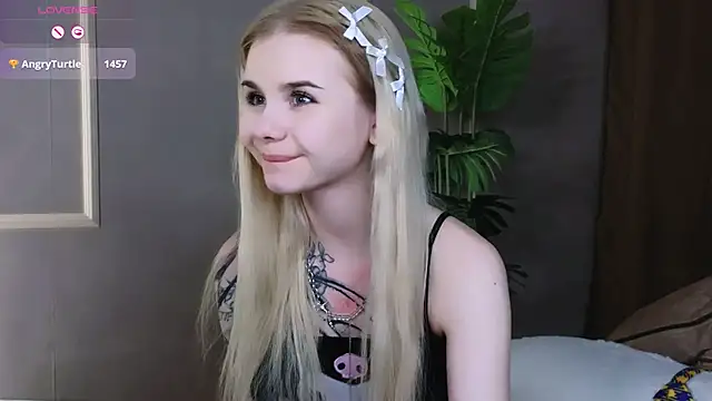 Britney Lynch online show from 02/23/25, 12:51