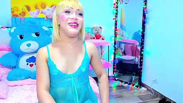 Snapshot of Candy_Candy__ chatting on 05/25/26, 12:05 Candy Candy online show from 05/25/26, 12:05