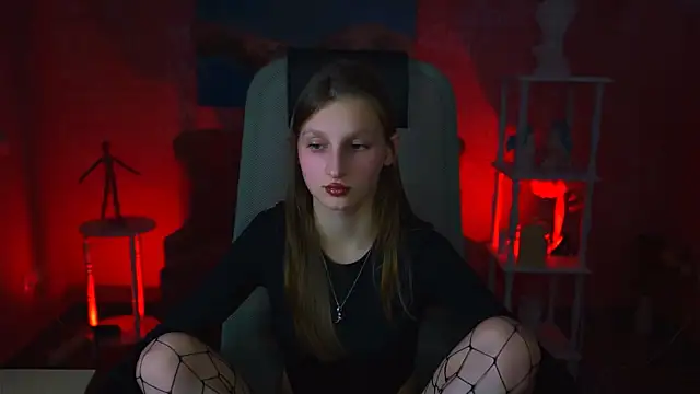 Snapshot of EllaHorton chatting on 01/30/25, 06:54 EllaHorton online show from 01/30/25, 06:54