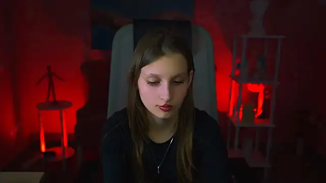 Snapshot of EllaHorton chatting on 01/30/25, 09:58 EllaHorton online show from 01/30/25, 09:58