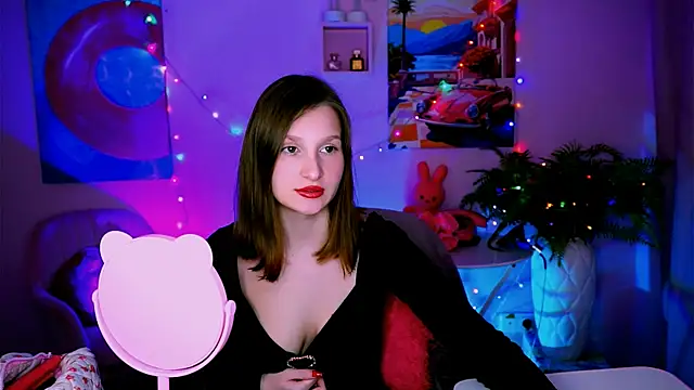 EllaHorton online show from 04/28/26, 07:41