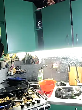 jusichka online show from 10/19/25, 05:46