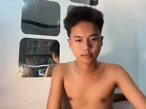 Asiantwink21 online show from 10/23/25, 02:49