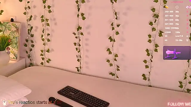 CarlyMilton online show from 07/12/26, 09:28