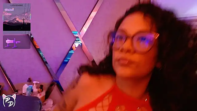paula daniela1 online show from 07/07/26, 11:42