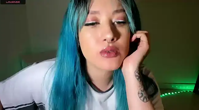 kat apple online show from 03/23/25, 02:04