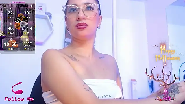 Snapshot of Dagny_beker chatting on 10/22/25, 03:18 Dagny beker online show from 10/22/25, 03:18