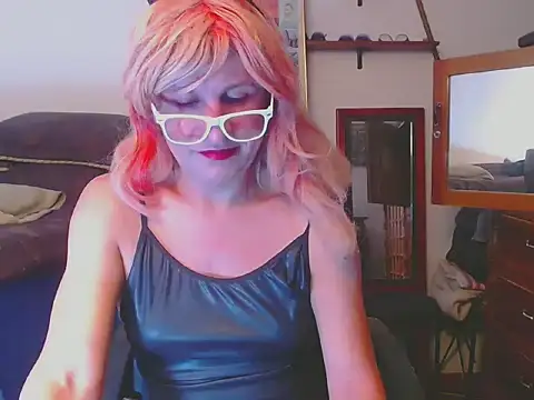 LorenJade online show from 05/16/26, 07:27