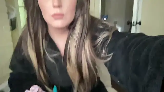 Snapshot of sexylilly69 chatting on 02/01/25, 02:58 sexylilly69 online show from 02/01/25, 02:58