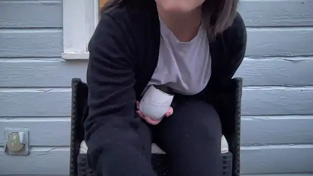 Snapshot of sexylilly69 chatting on 03/12/25, 12:20 sexylilly69 online show from 03/12/25, 12:20