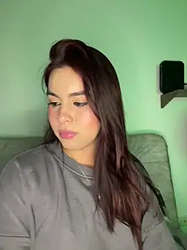 Zarah Blare online show from 12/12/24, 06:57