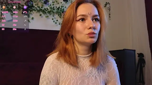 Snapshot of girl_with_snaketatto0 chatting on 09/18/25, 02:57 girl with snaketatto0 online show from 09/18/25, 02:57