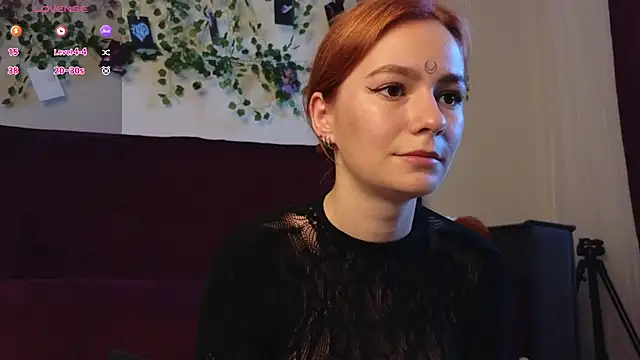 Snapshot of girl_with_snaketatto0 chatting on 10/01/25, 02:39 girl with snaketatto0 online show from 10/01/25, 02:39