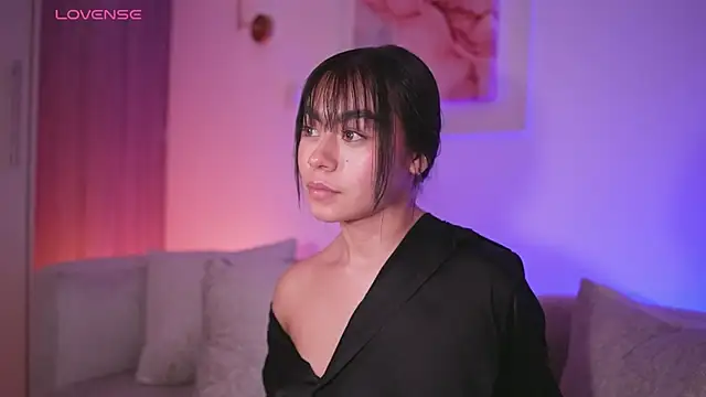 GigiLee  online show from 02/11/25, 08:05