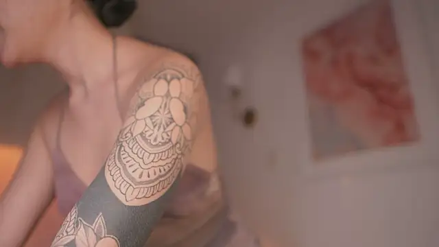 GigiLee  online show from 09/14/25, 10:09