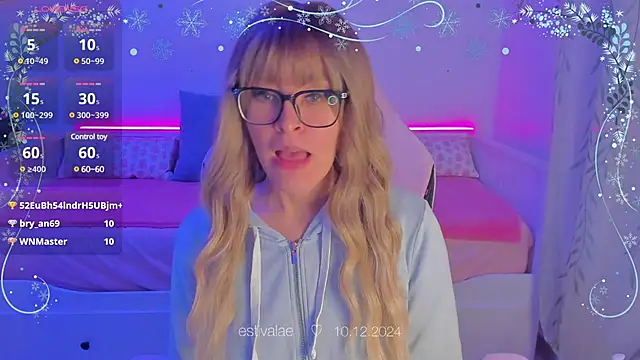 estivalae online show from 12/10/24, 06:38