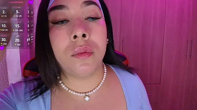 leahtemptation3 online show from 11/08/25, 08:25