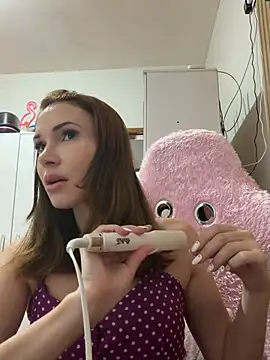 Irresistible24 online show from 04/18/26, 12:09