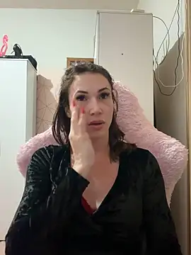 Irresistible24 online show from 05/17/26, 10:50