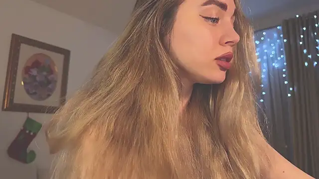 Snapshot of hotexclusive_ chatting on 01/05/25, 08:21 hotexclusive  online show from 01/05/25, 08:21