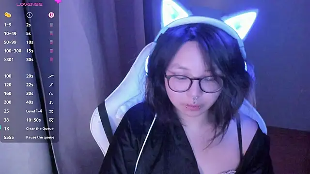 maydaykimmy online show from 04/11/26, 09:52