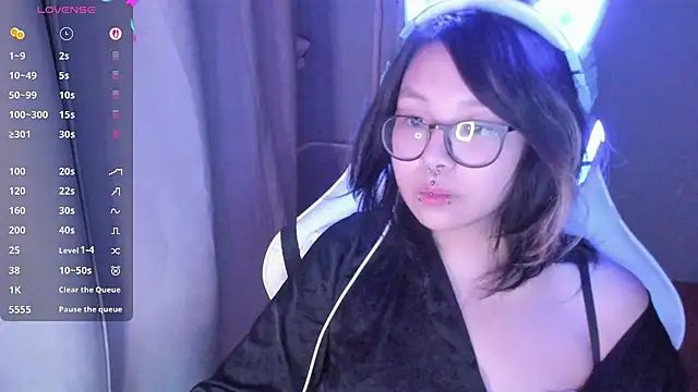 maydaykimmy online show from 04/12/26, 08:36