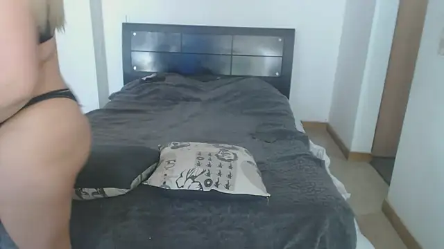 sexy girls1 online show from 02/06/26, 03:26