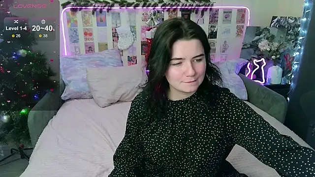 Snapshot of ss-katekisa-ss chatting on 12/14/24, 12:11 ss-katekisa-ss online show from 12/14/24, 12:11