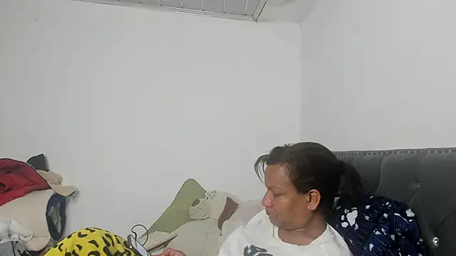 Snapshot of Laflaka22 chatting on 09/10/25, 11:49 Laflaka22 online show from 09/10/25, 11:49