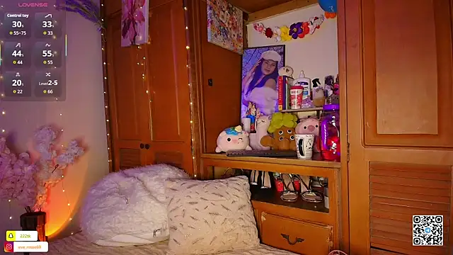 eva rosse69 online show from 04/22/26, 12:07