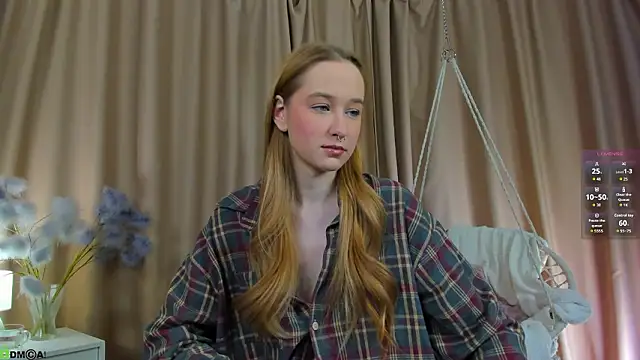 Sweett Monica online show from 03/05/26, 01:01