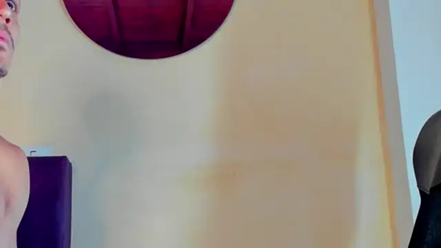 Snapshot of MikeRoss7777 chatting on 06/25/26, 11:04 MikeRoss7777 online show from 06/25/26, 11:04