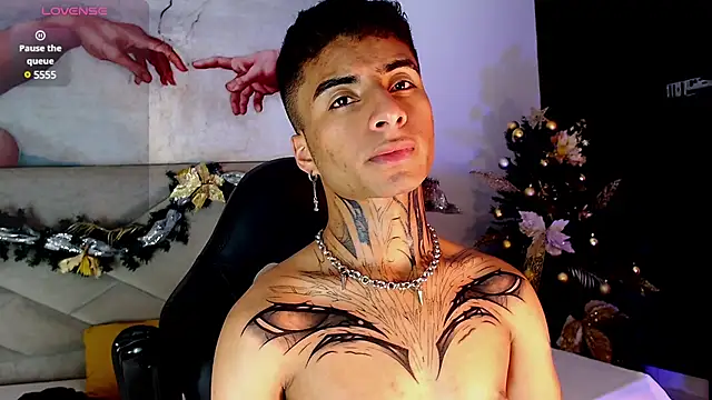Snapshot of JuanCamiilo_66 chatting on 12/14/24, 04:34 JuanCamiilo 66 online show from 12/14/24, 04:34