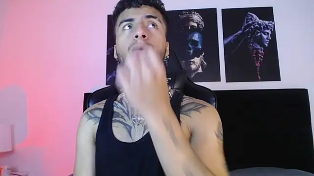 Snapshot of JuanCamiilo_66 chatting on 02/19/25, 04:55 JuanCamiilo 66 online show from 02/19/25, 04:55